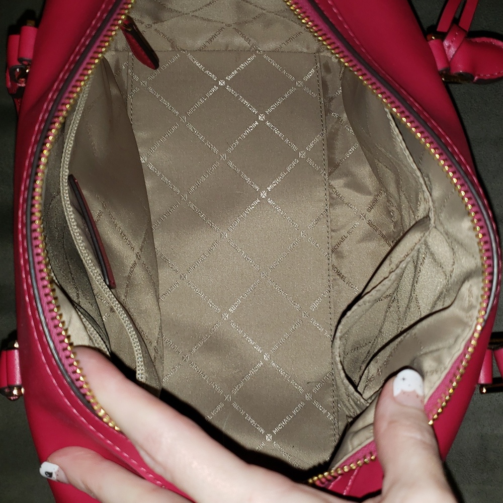 Michael Kors Fuchsia and Beige Satchel - Picture 10 of 14